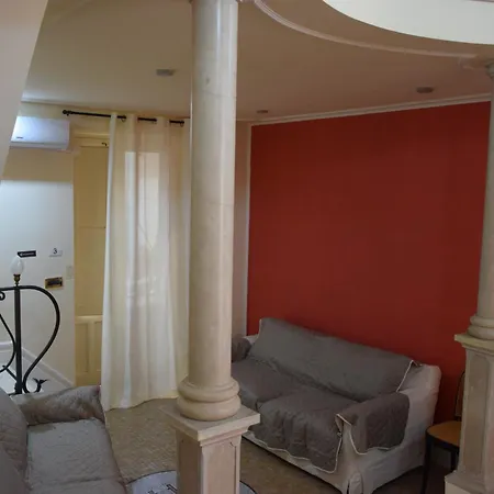 Sabotino Rooms Aeroporto di Catania Fontana Rossa Esterno foto